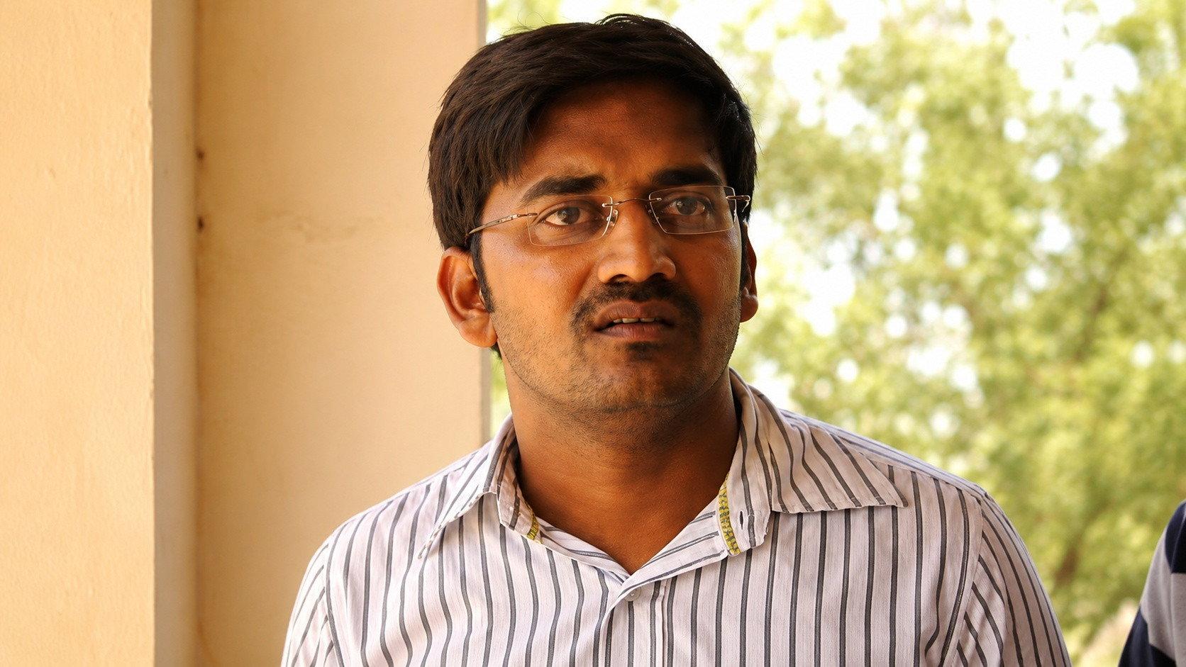 Nadanthathu yenanau 2010 movie scene