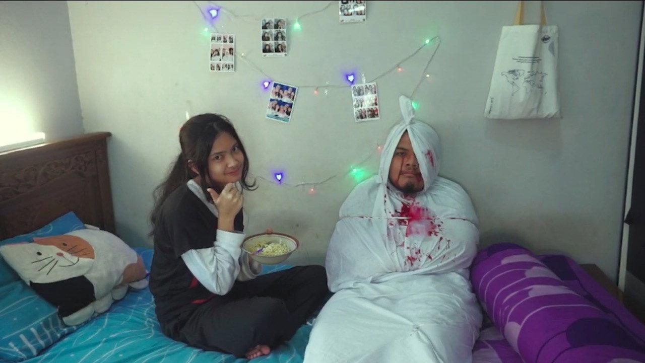 Pandemi(e): Arumi & Lidah Pocong 2021 movie scene
