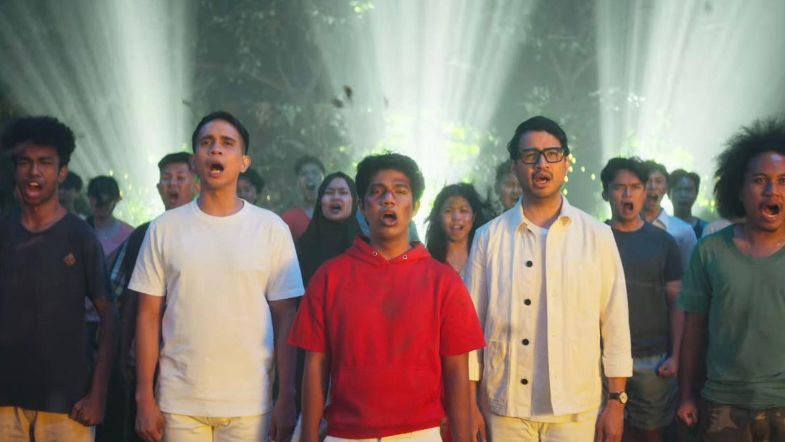 REWIND INDONESIA 2023 2024 movie scene