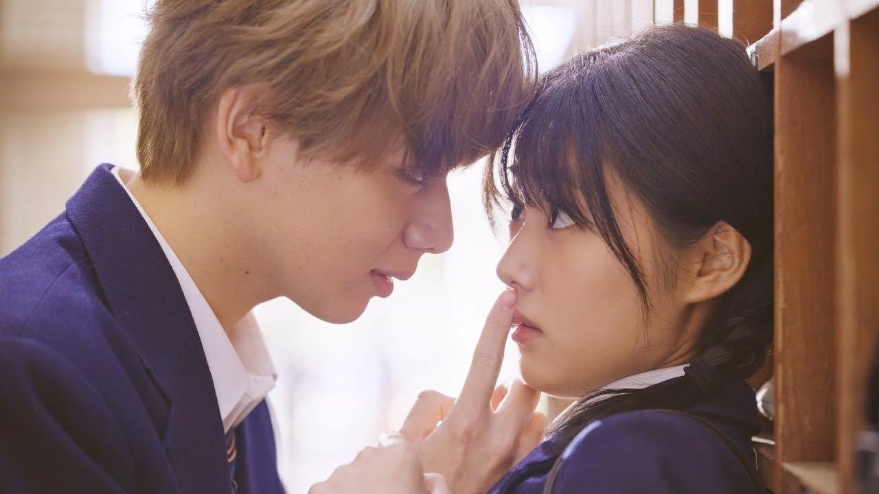 Lovesick Ellie 2024 movie scene