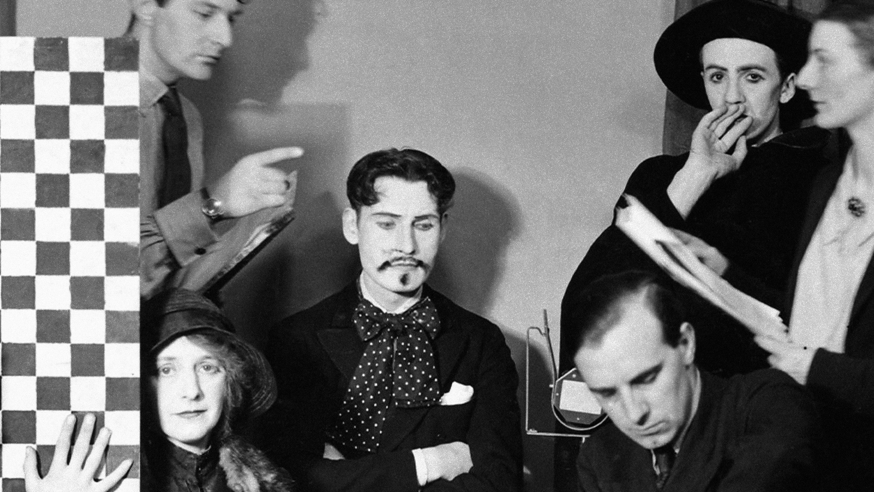 The Man with the Flower in His Mouth 1930 movie scene
