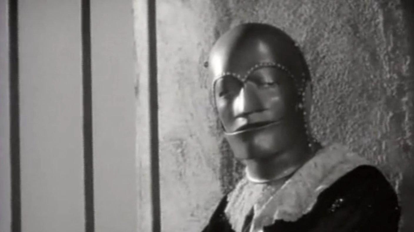 The Face Behind the Mask 1938 movie scene