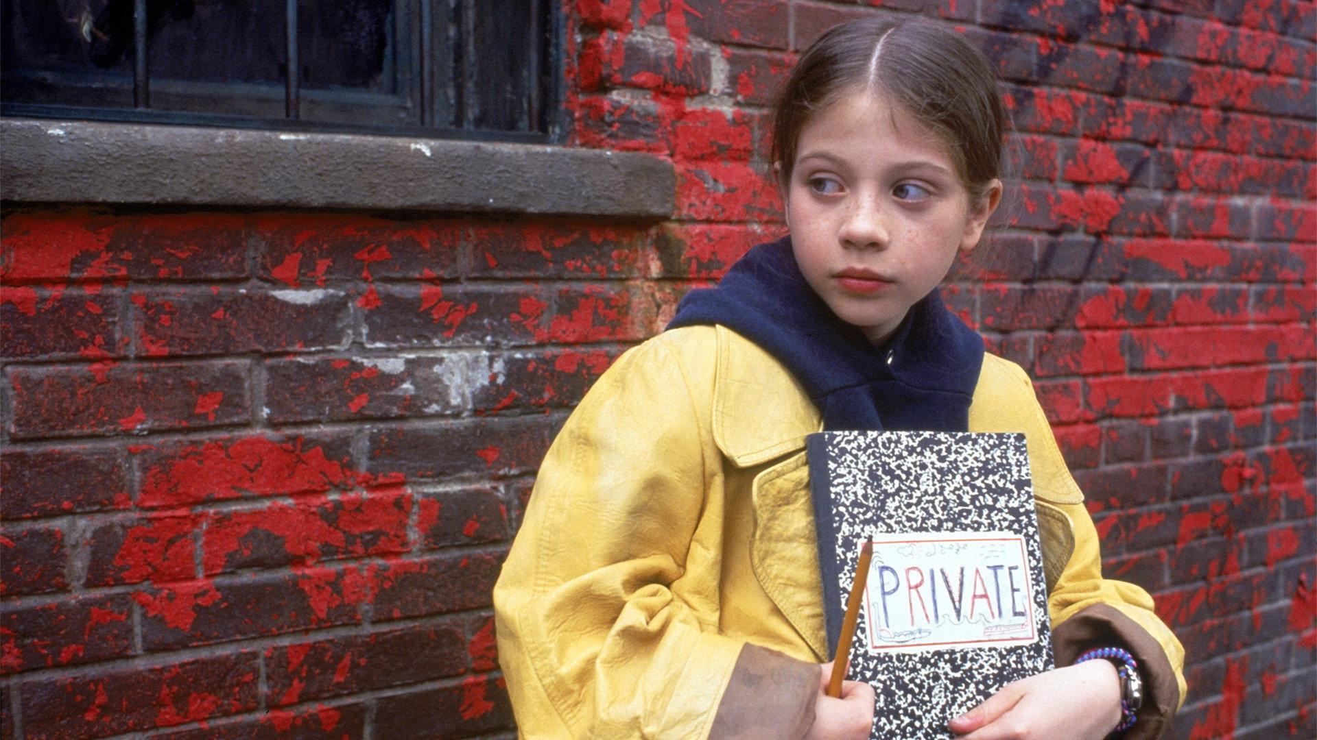 Harriet the Spy 1996 movie scene