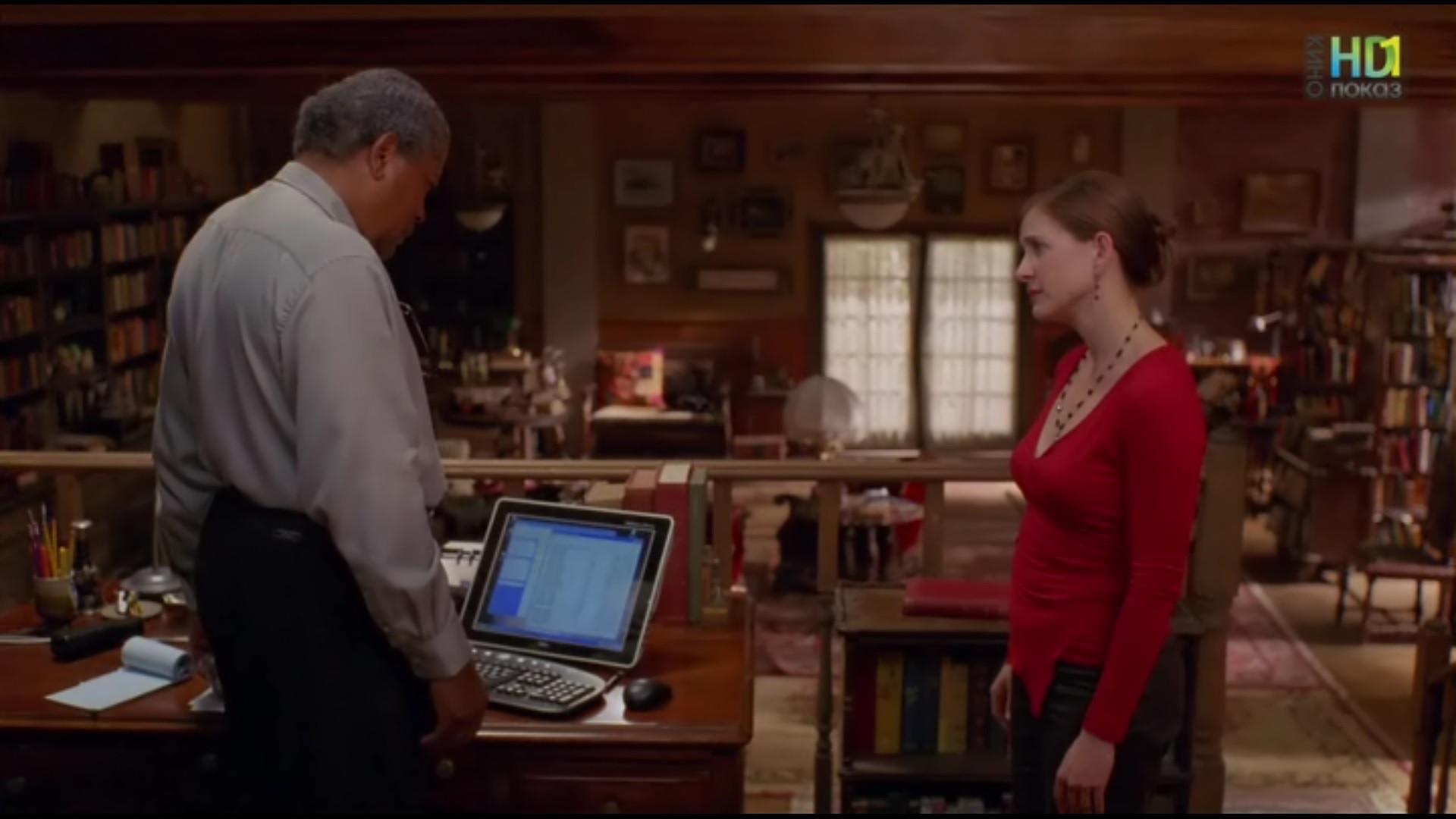Mystery Woman: Sing Me a Murder 2005 movie scene