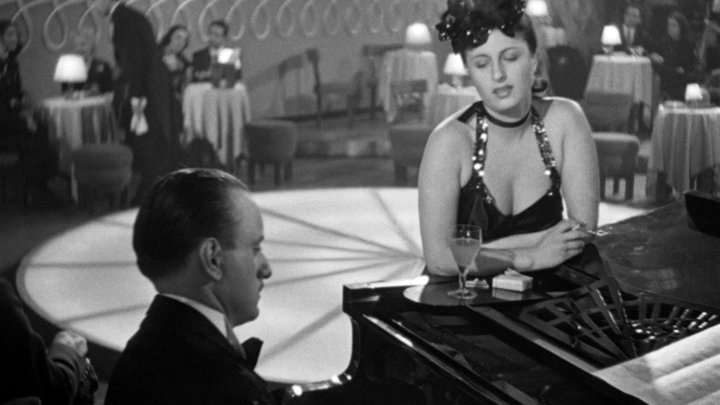 Luck Comes from Heaven 1942 movie scene