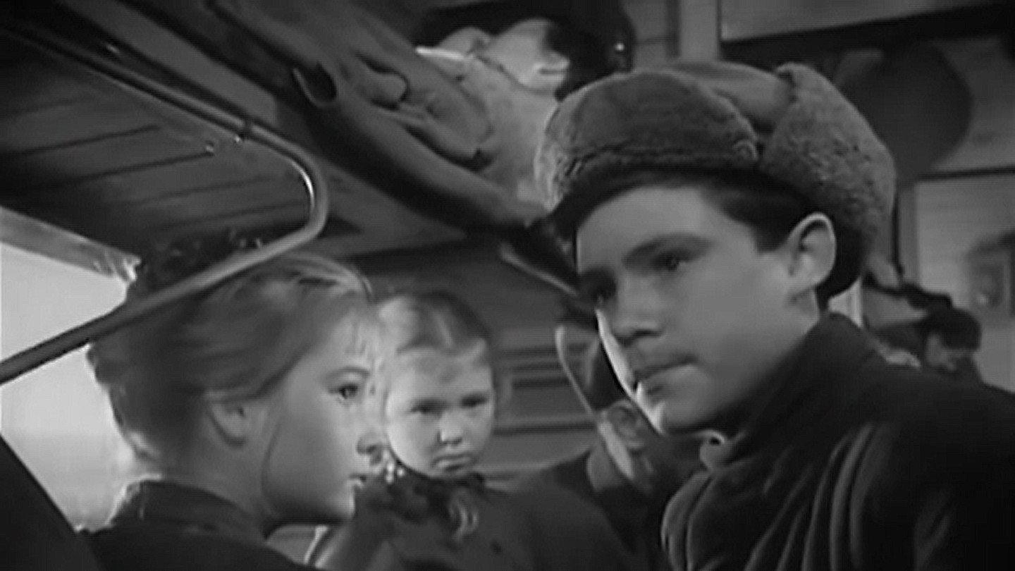 Introduction to Life 1962 movie scene