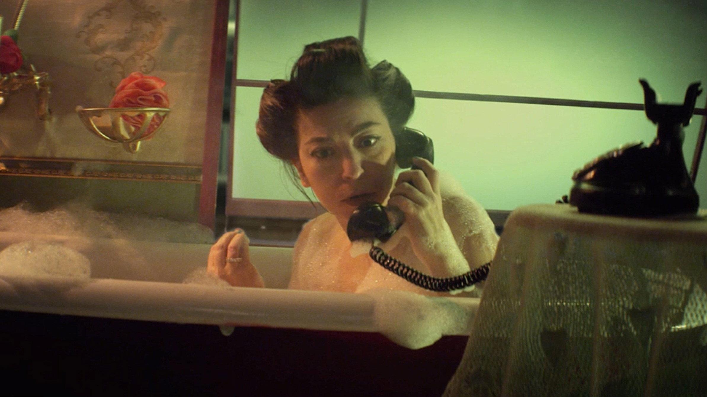 Greed 2014 movie scene