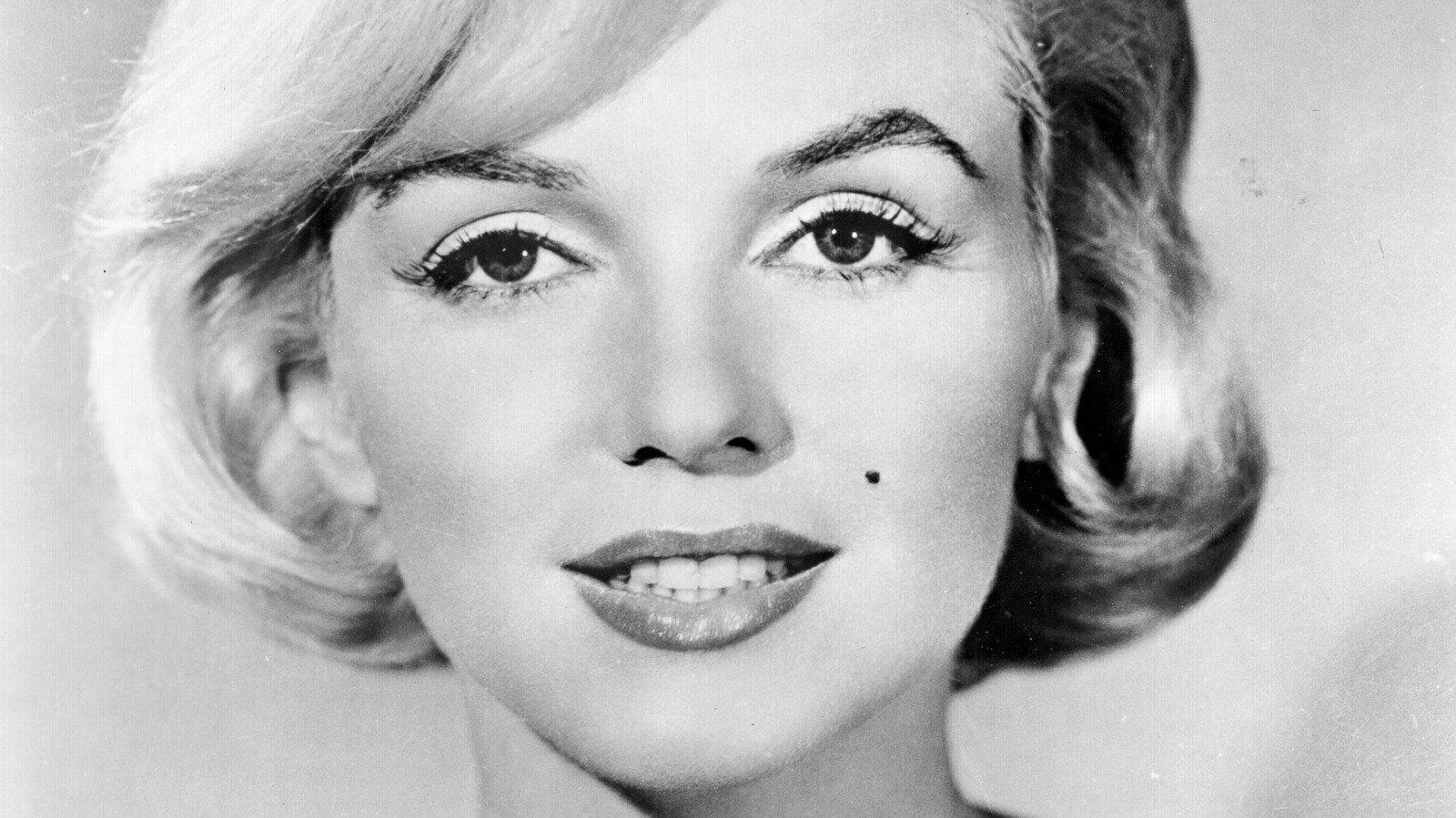 Prayer for Marilyn Monroe 1998 movie scene