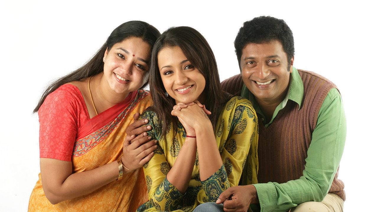 Abhiyum Naanum 2008 movie scene