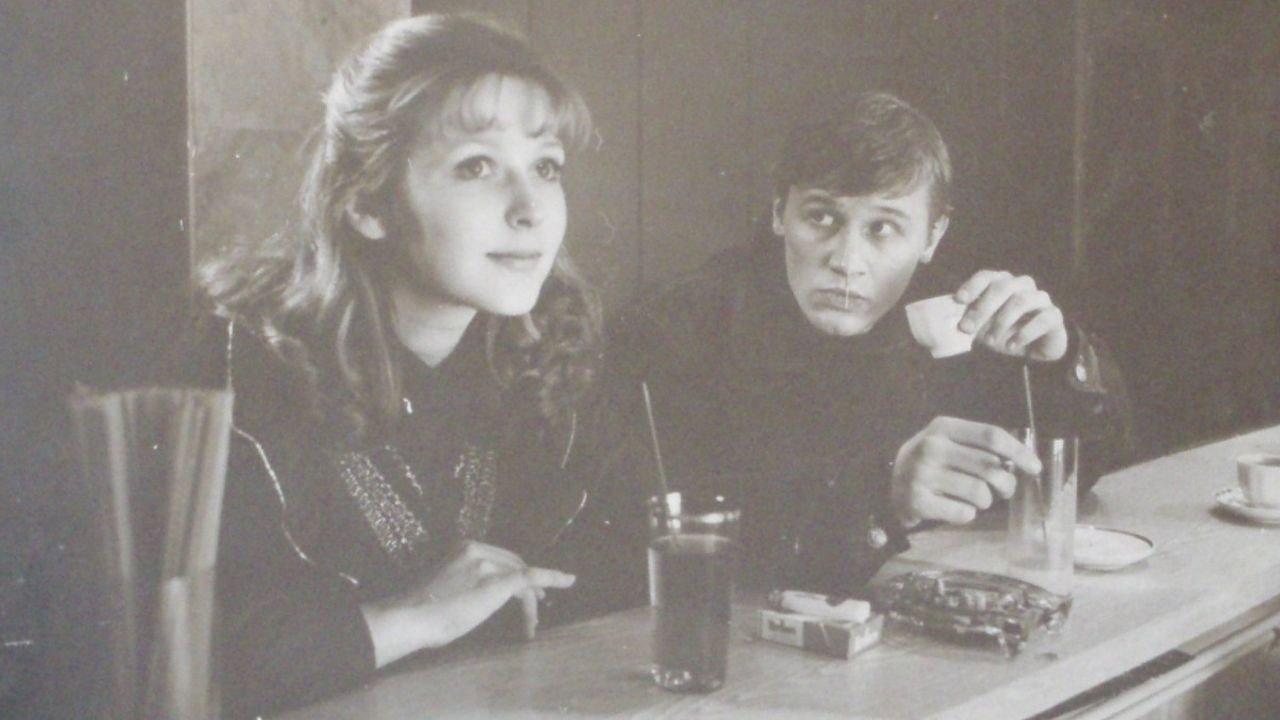 Glass Labyrinth 1989 movie scene