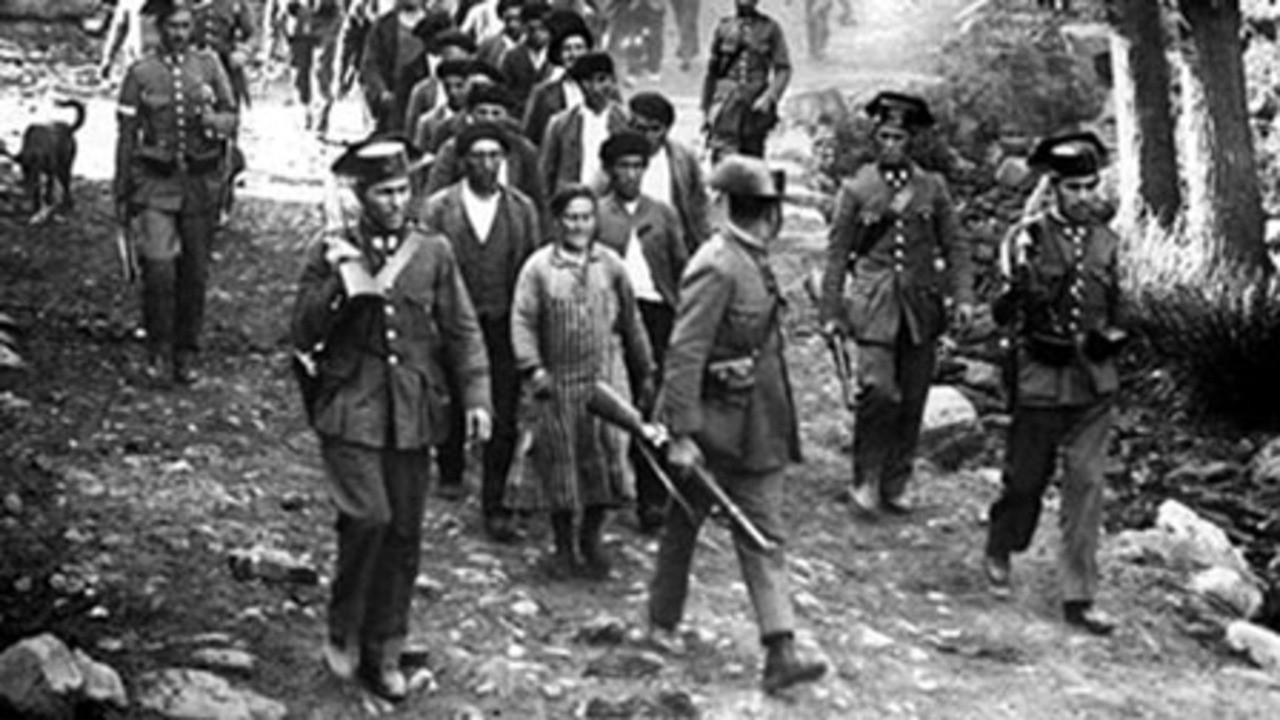 To Die in Madrid 1963 movie scene