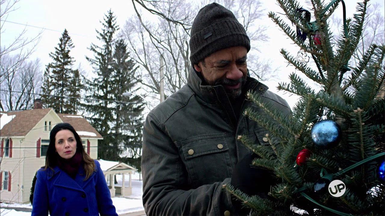 The Rooftop Christmas Tree 2016 movie scene
