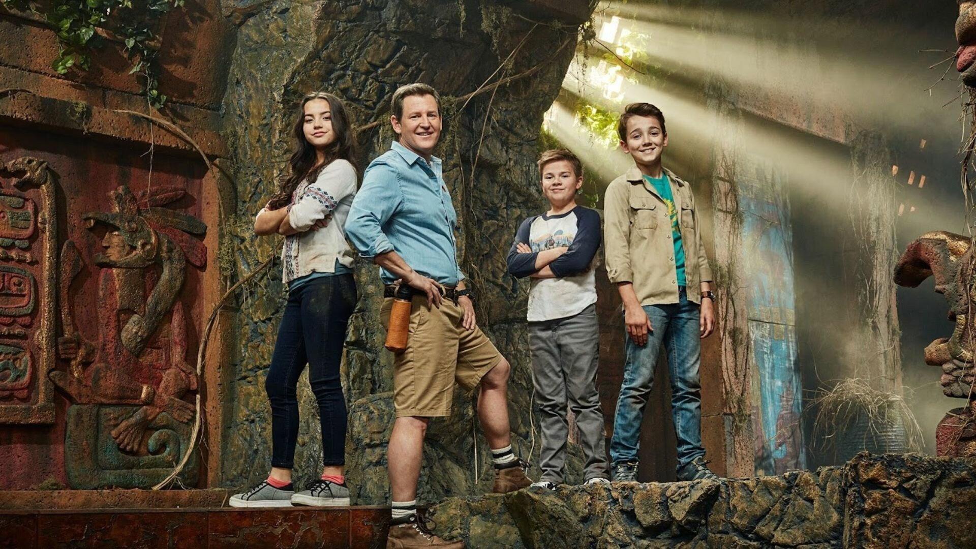 Legends of the Hidden Temple 2016 movie scene