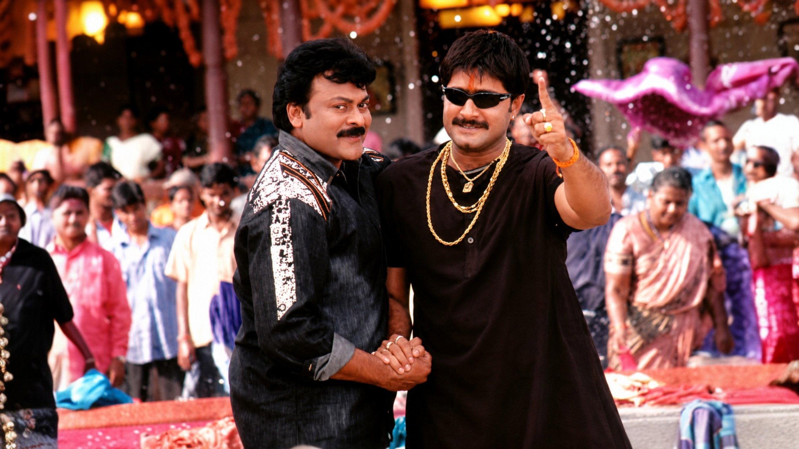 Shankar Dada M.B.B.S. 2004 movie scene