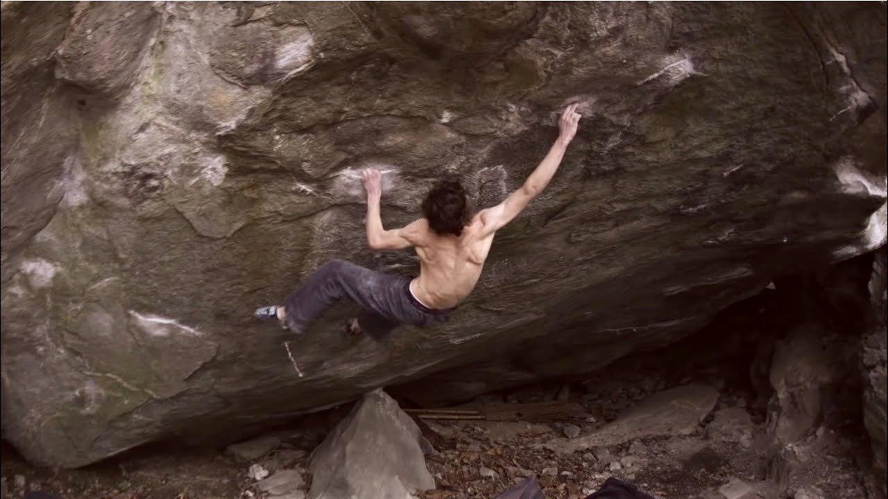 Adam Ondra - Two V16 2013 movie scene