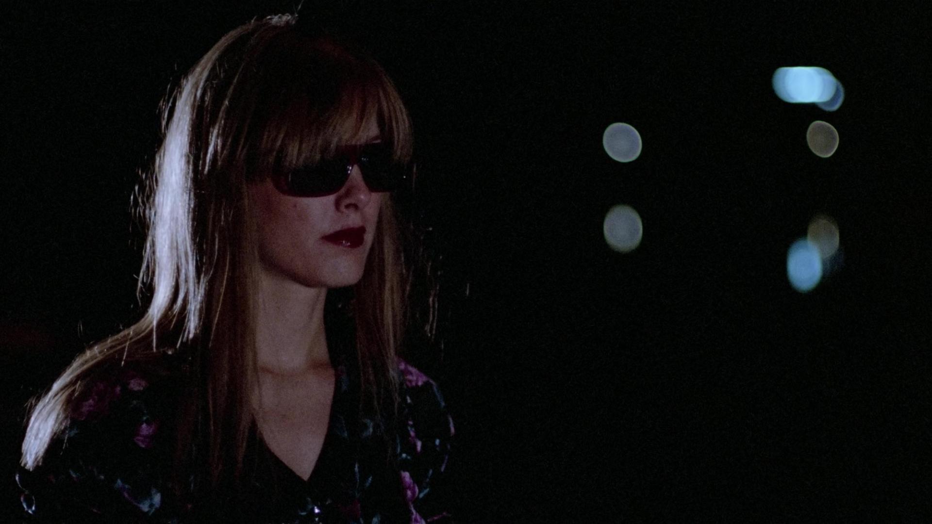 Olivia 1983 movie scene