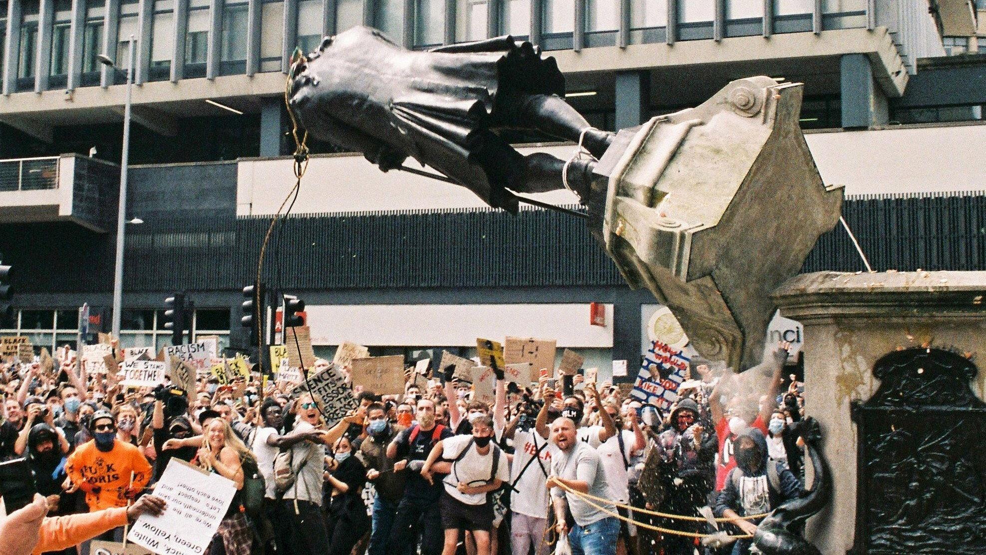 Statue Wars: One Summer in Bristol 2021 movie scene