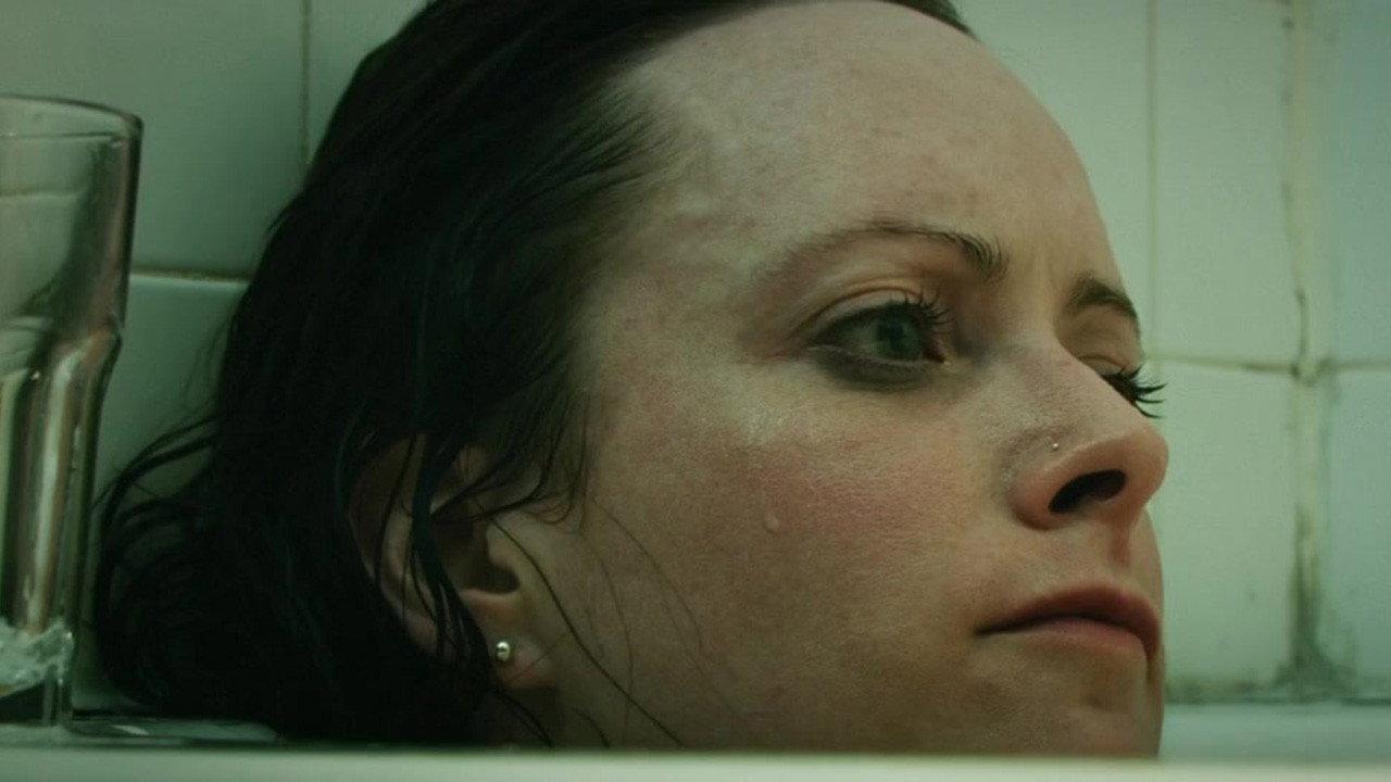 Retina 2017 movie scene