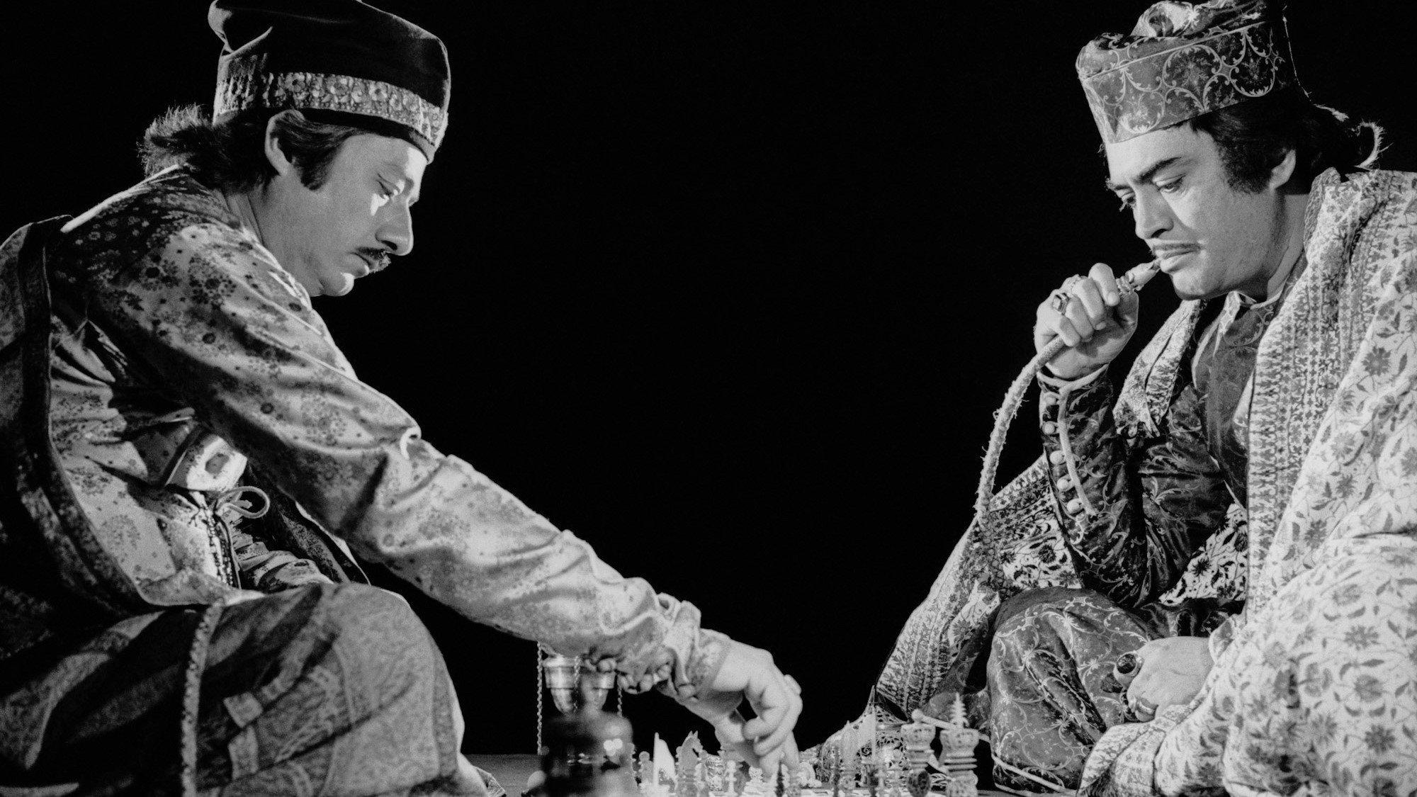 The Chess Players 1977 movie scene