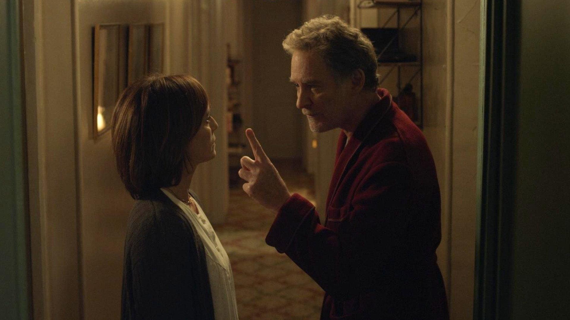 My Old Lady 2014 movie scene