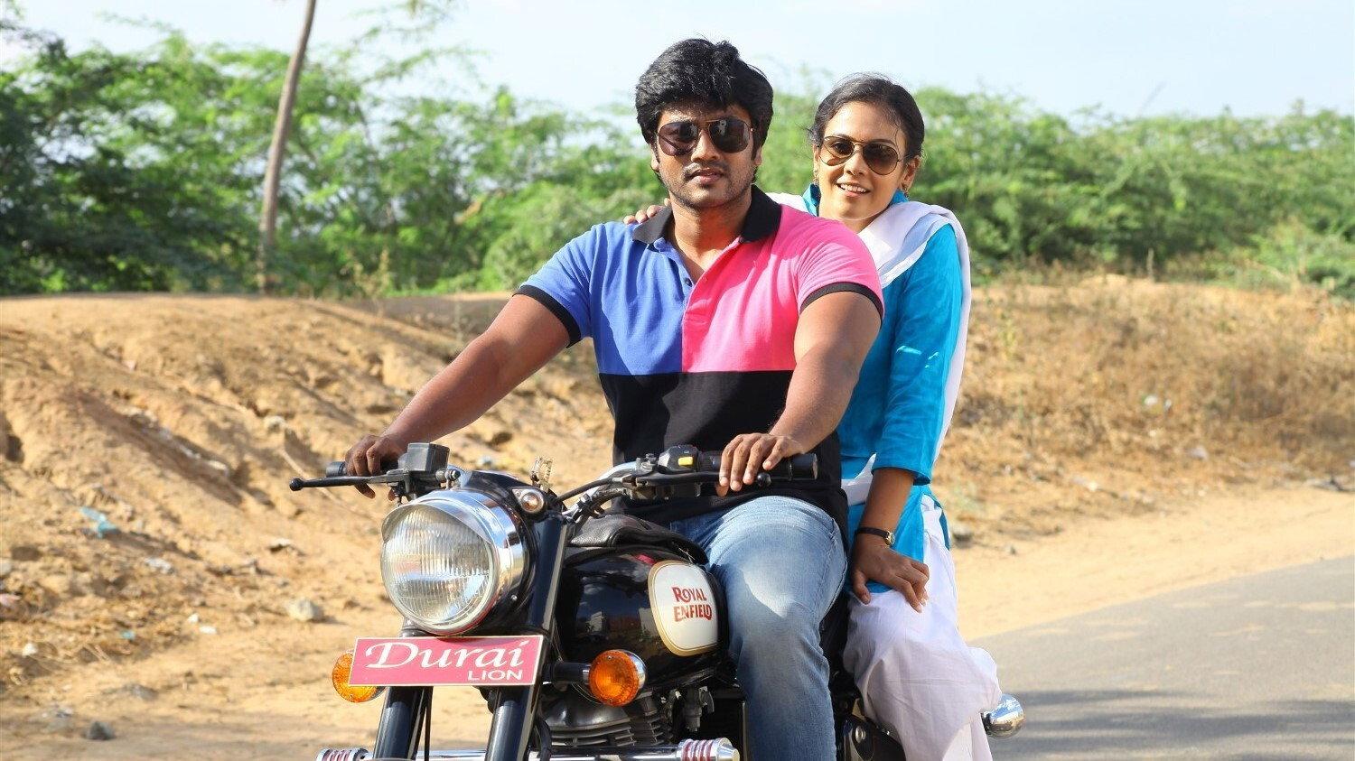 Pettikadai 2019 movie scene