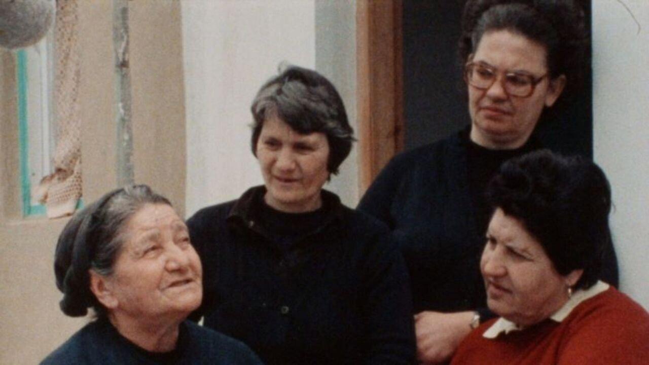 Fournoi, A Female Society 1983 movie scene