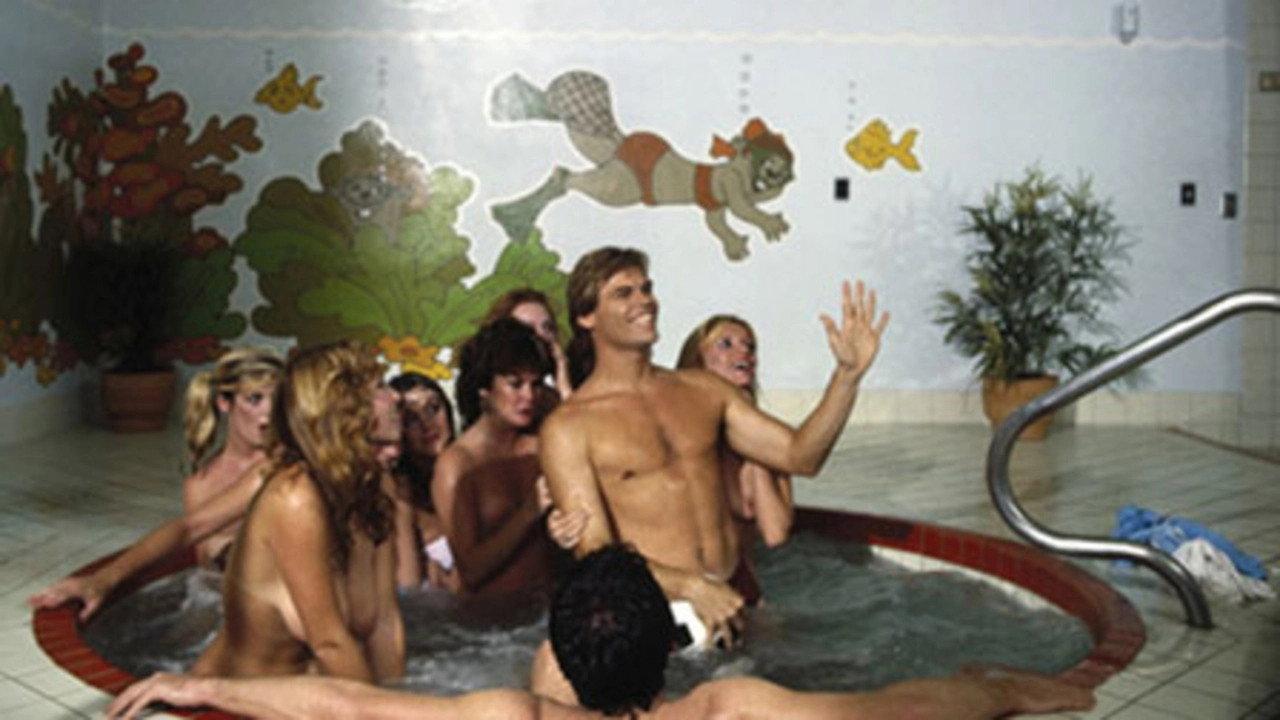 Hollywood Hot Tubs 1984 movie scene