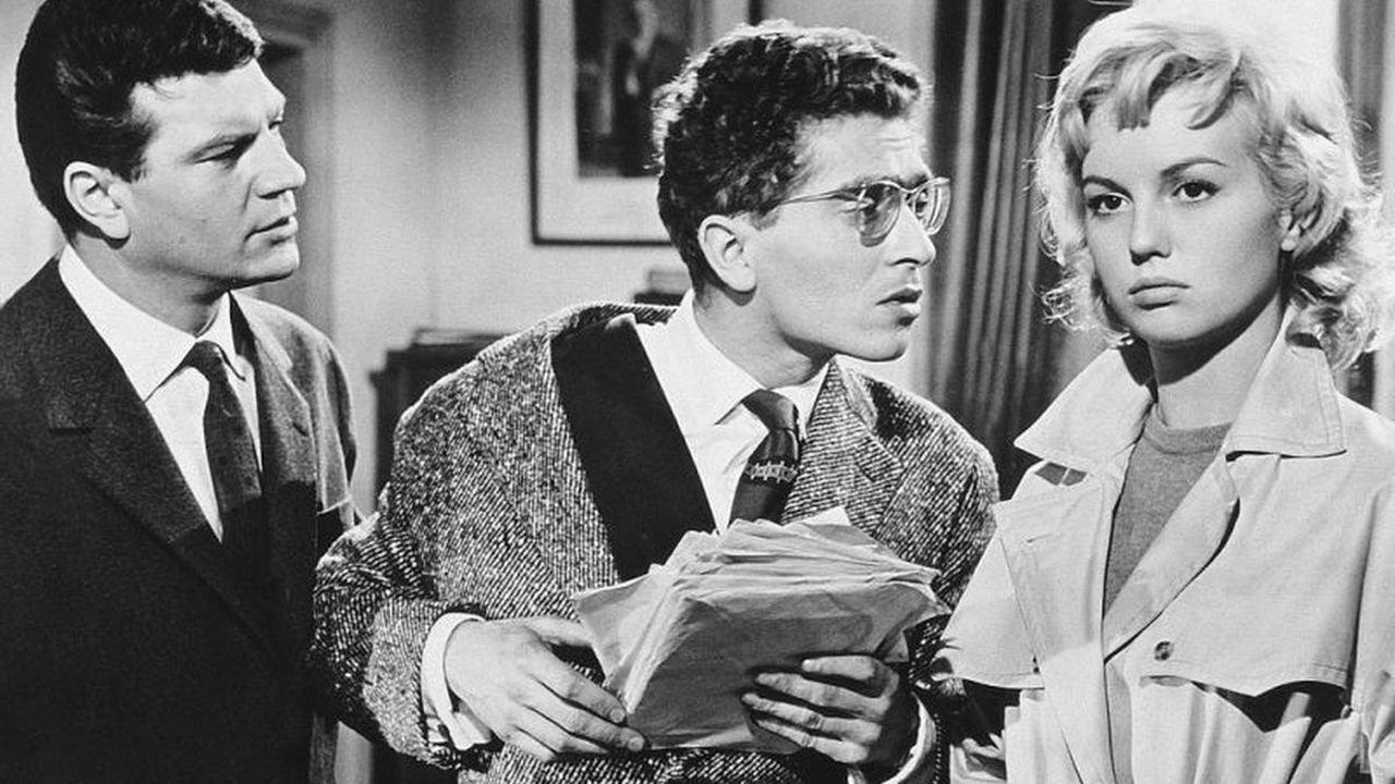 Be Beautiful and Shut Up 1958 movie scene