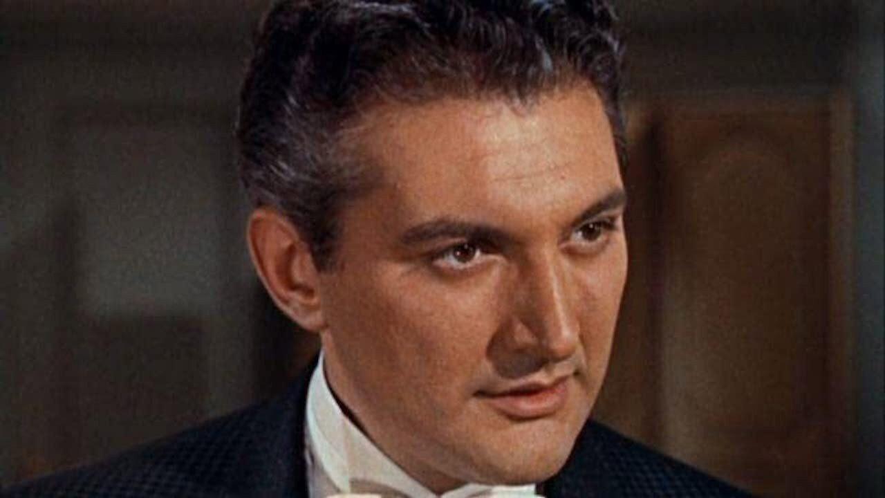 Sincerely Yours 1955 movie scene