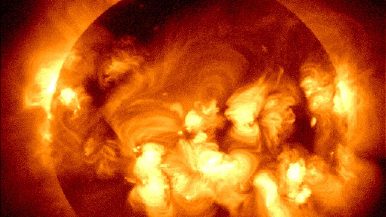 Solarmax 2000 movie scene