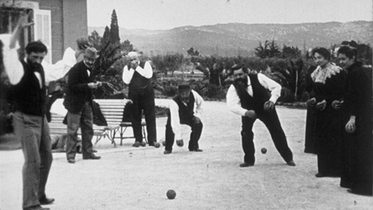 Partie de boules 1896 movie scene
