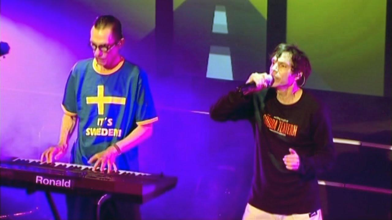 Sparks: Lil Beethoven Live in Stockholm 2004 movie scene