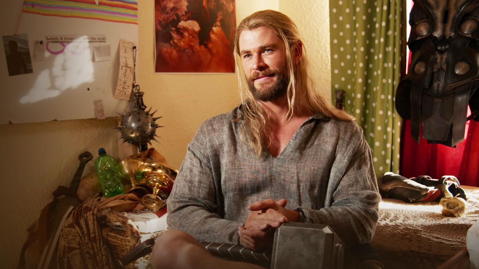 Team Thor: Part 2 2017 movie scene