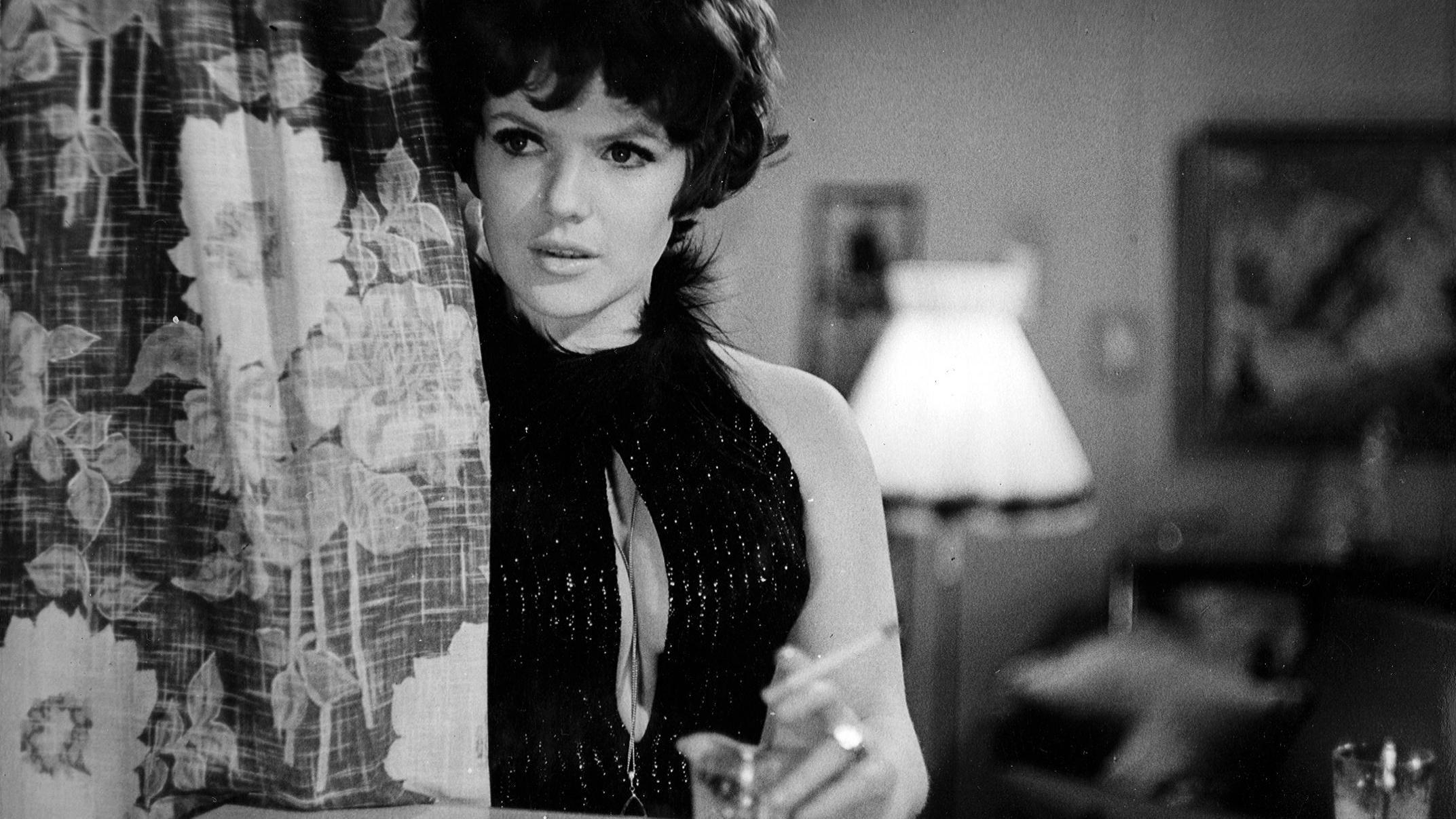 Murder on Monday 1968 movie scene