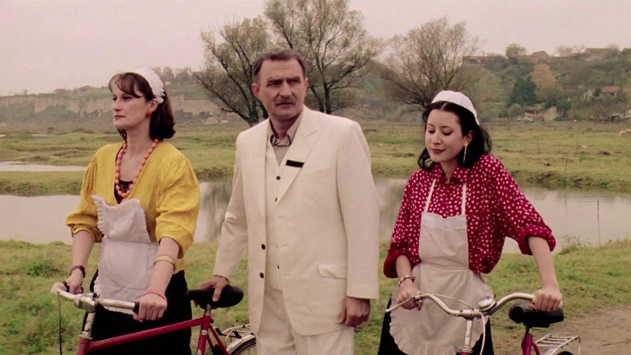 The White Suit 1999 movie scene