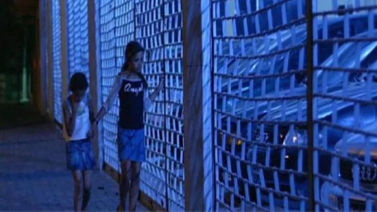 Joyce 2006 movie scene