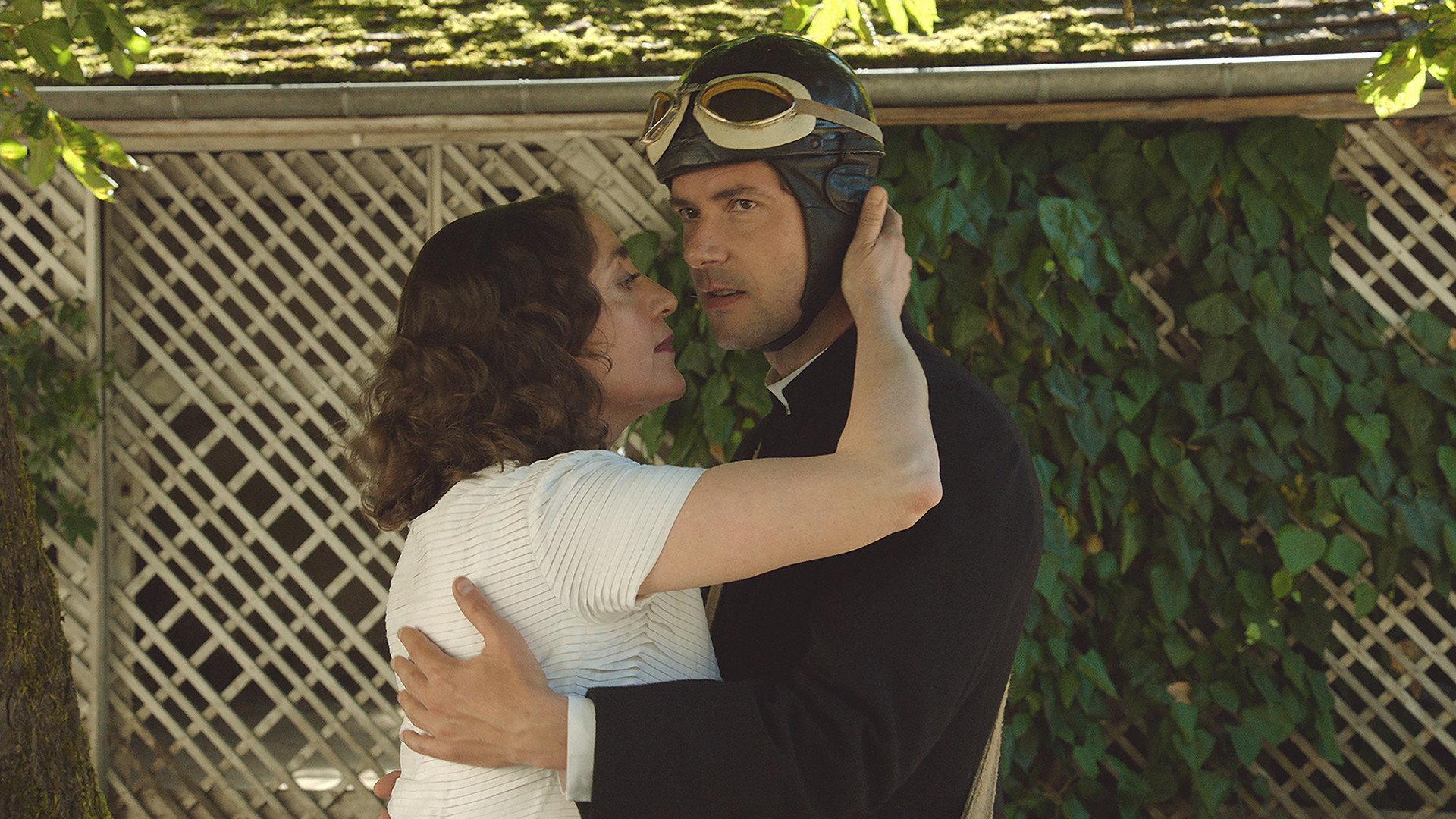 Mad Love 2015 movie scene