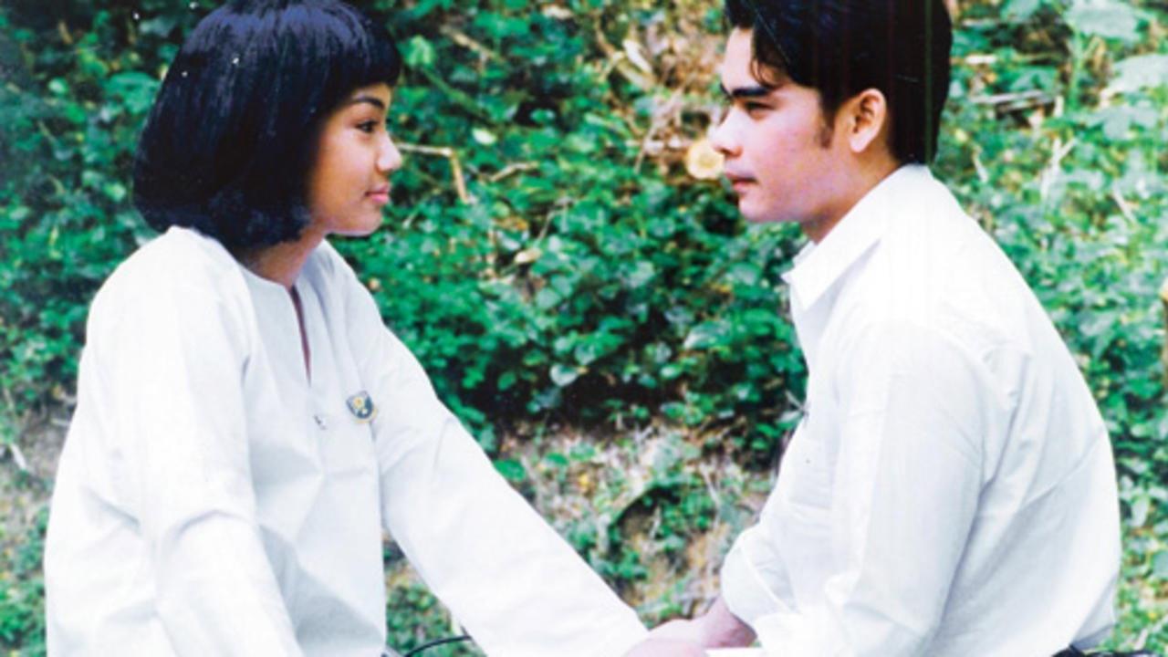 Sembilu 1994 movie scene