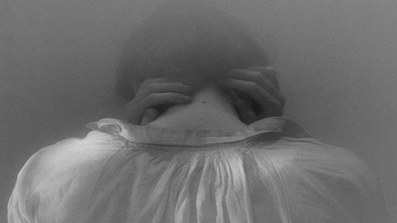 In Absentia 2000 movie scene