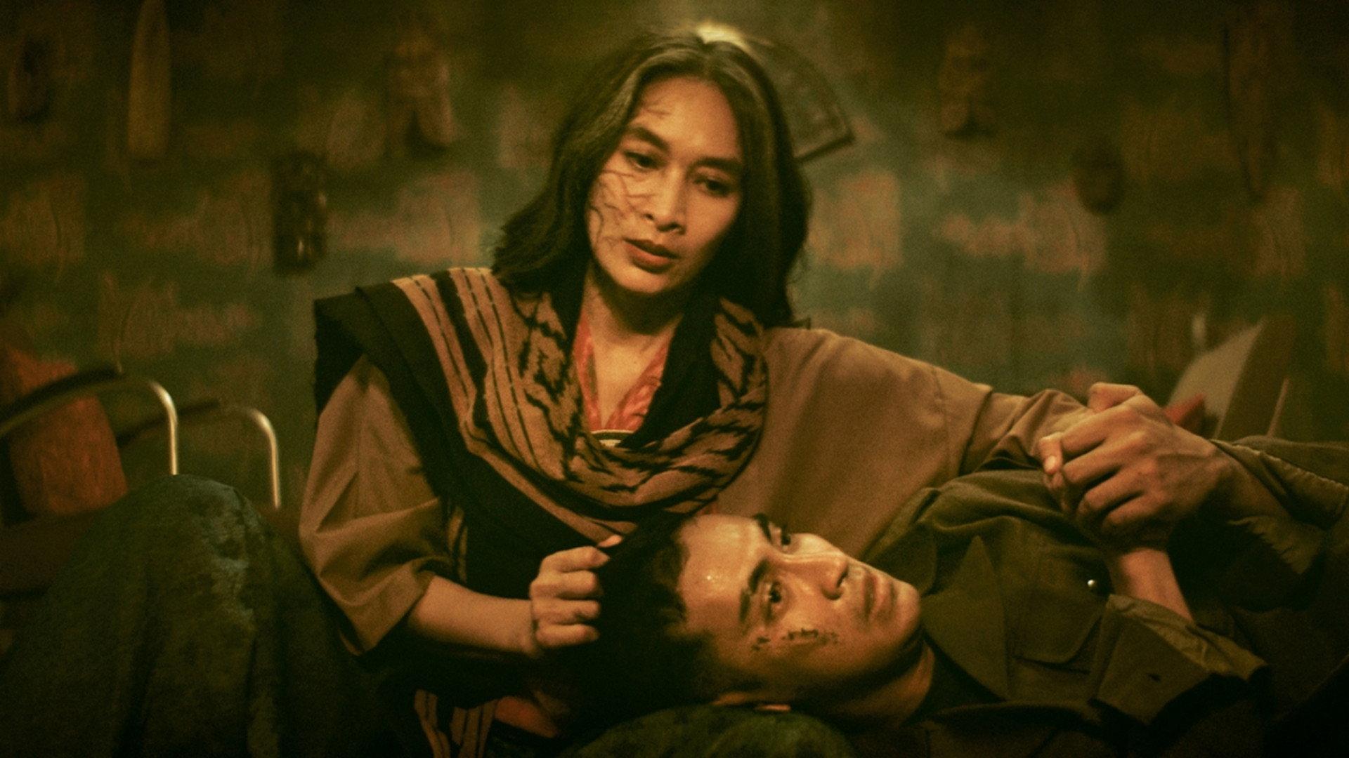 Guna Guna Istri Muda 2024 movie scene