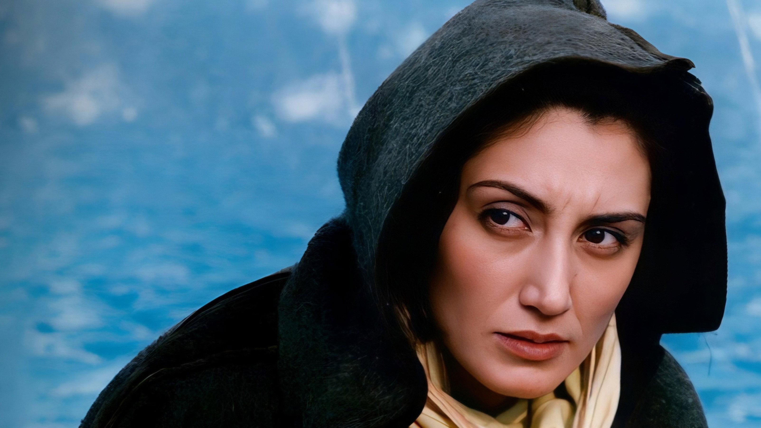 Iranian Girl 2003 movie scene