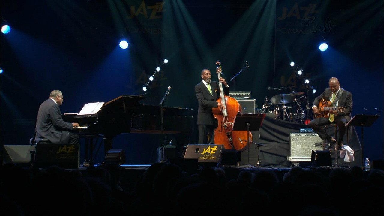 Ron Carter Trio - at festival Jazz sous Les Pommiers 2011 movie scene