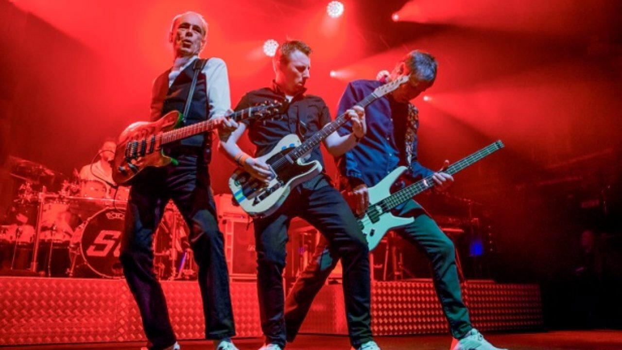 Status Quo - Pictures Live at Montreux 2009 2009 movie scene