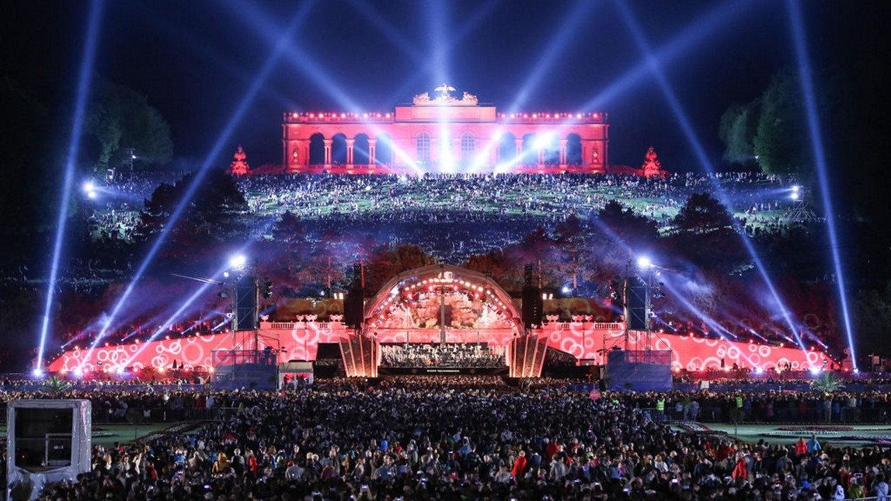 Summer Night Concert 2015 movie scene