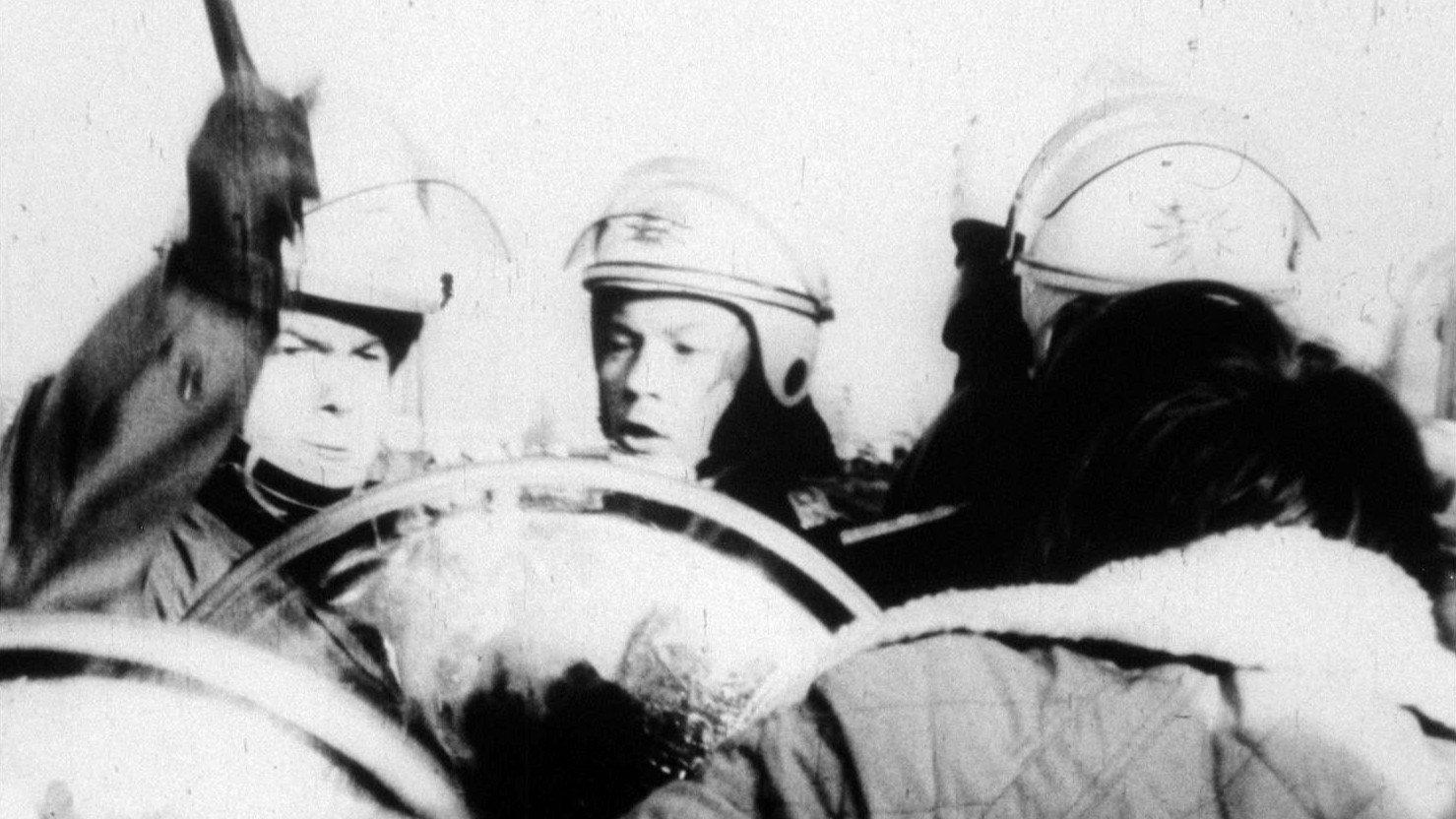 Menschenrechte 1977 movie scene