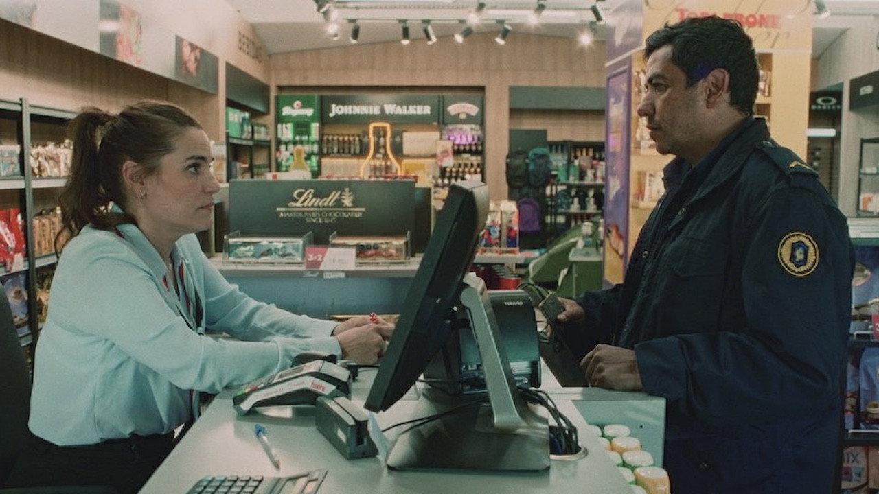 A Loose End 2025 movie scene