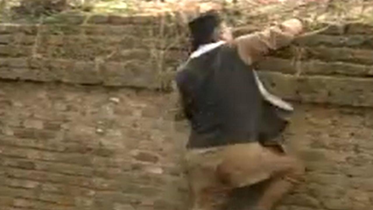 Pakha: 1995 movie scene