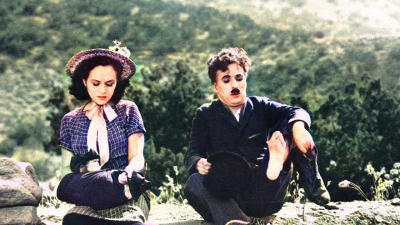 Her Friend the Bandit 1914 movie scene