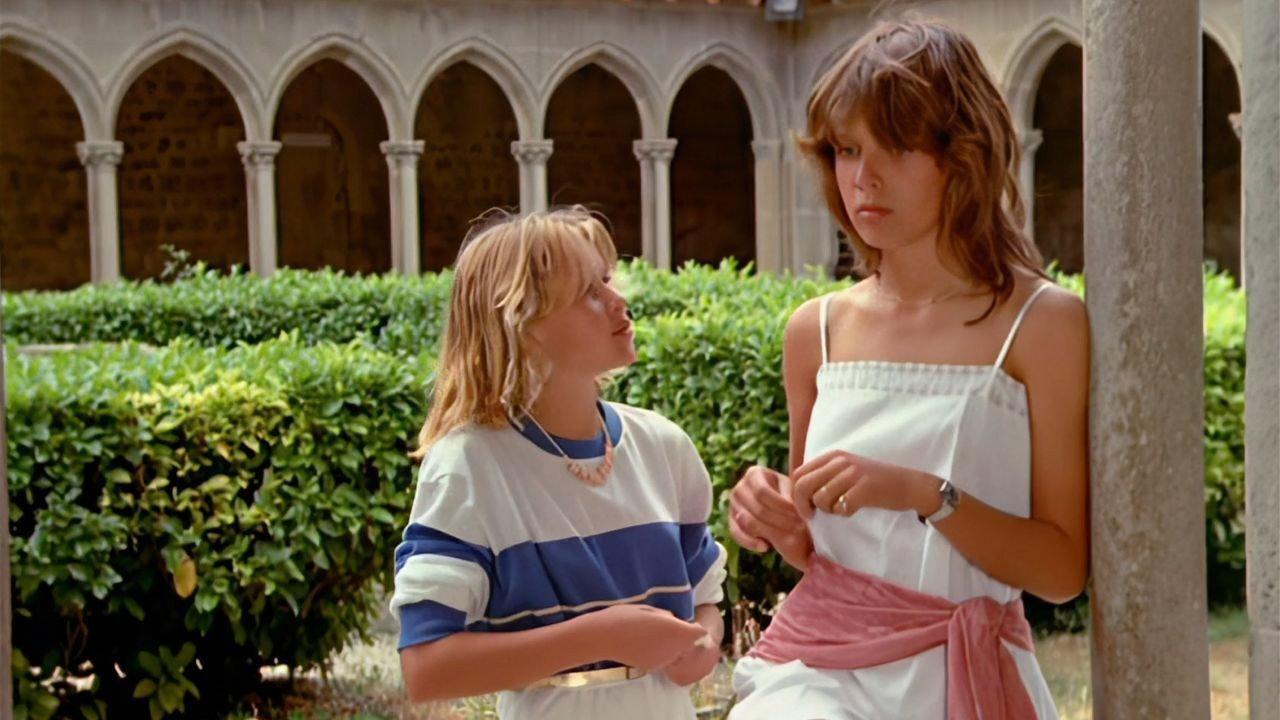 Une glace avec deux boules... 1982 movie scene
