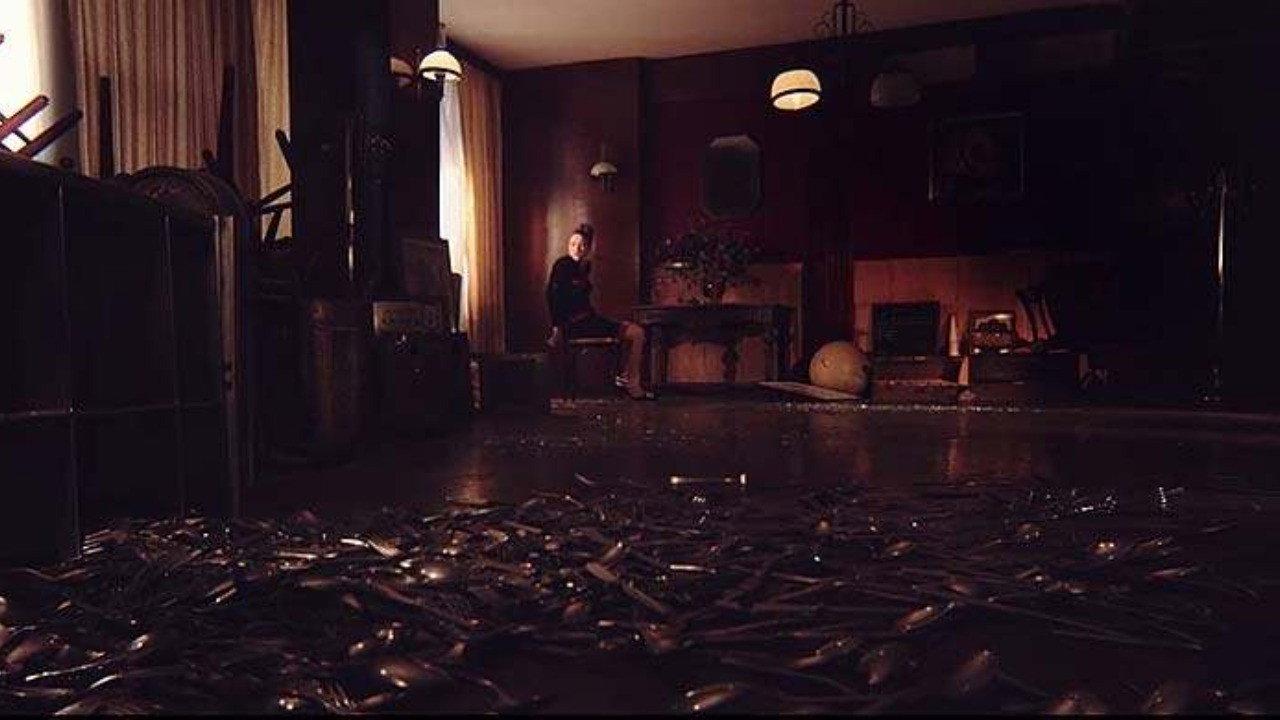 In a Lonely Place 2017 movie scene